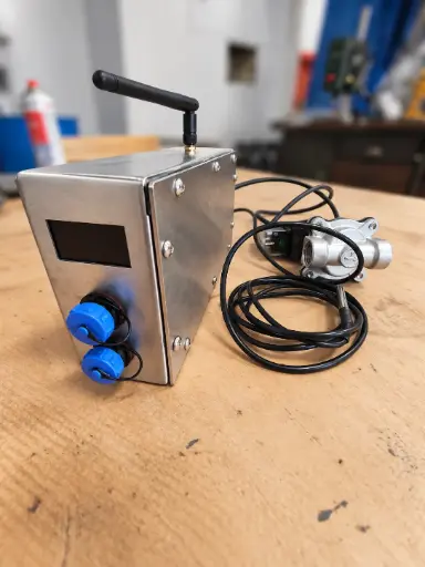 Connecting the e-Brew cooling tank
